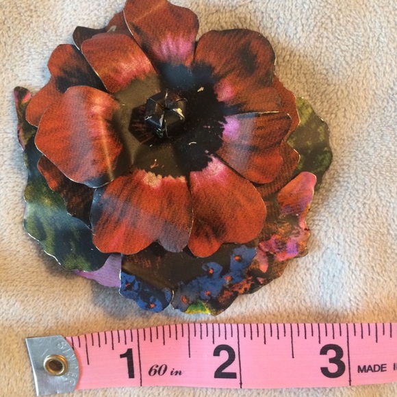 🌺VTG Bundle of 3 Handpainted Metal Brooches - Picture 6 of 8